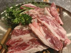 -草家酱蟹炭火烤肉店(珲春南路二店)