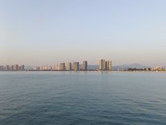 -双月湾情人堤