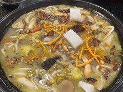 -草墩罗非鱼庄•野生菌•腊排骨(七星街上段店)