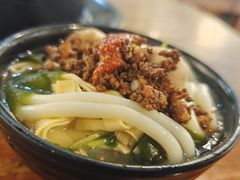 -丽虹云南过桥米线(兴工街店)
