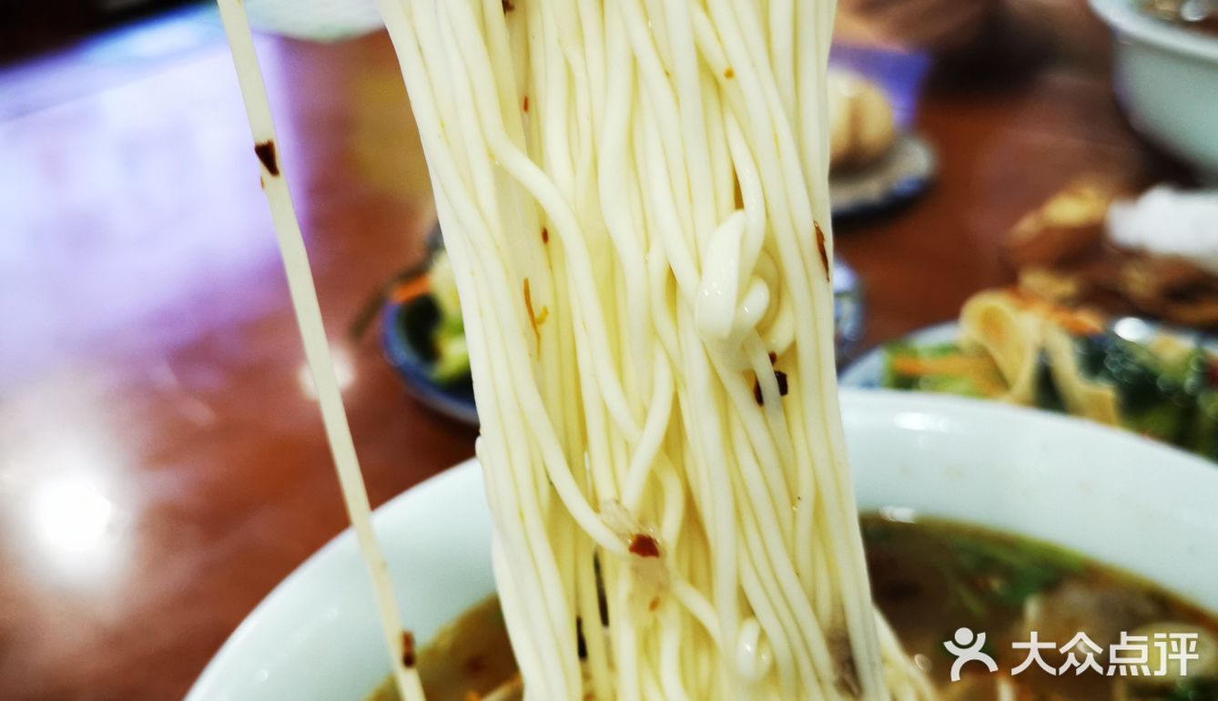 兰州特色 必吃的拉面