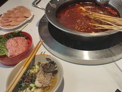-钢管厂五区小郡肝串串香(奥克斯广场锦城万达店)