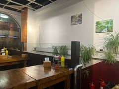 -丽虹云南过桥米线(兴工街店)