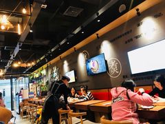 大堂-渝是乎酸菜鱼(龙旗购物中心店)
