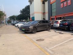 -百安居装修建材卖场(南山店)