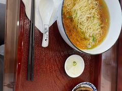 -百年老字号·观振兴蟹黄面·三虾面·苏式面(观前街富仁坊巷店)