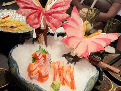 -蟹犇前•帝王蟹雪蟹(陆家嘴店)