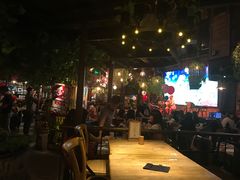 -胡桃里音乐酒馆(万科城市广场店)