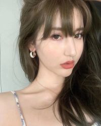 -东秀护肤造型