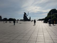 -巴陵广场