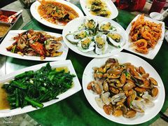 -四川小胡子海鲜(丁村万人海鲜广场店)