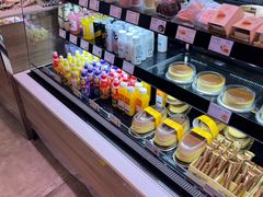 -巴黎贝甜(大宁国际商业广场店)