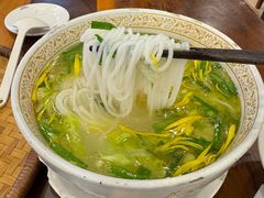 -桥香园云南过桥米线(金马碧鸡店)