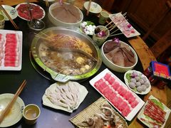 -大龙辣火锅·龙虾·烧烤(湖滨新天地店)