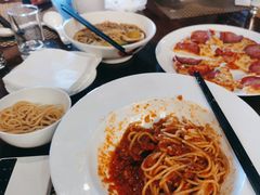 -鲁能希尔顿酒店-全日制餐厅-自助餐