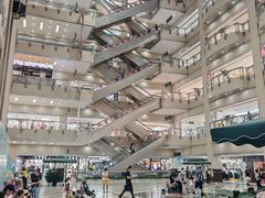 -百荣世贸商城