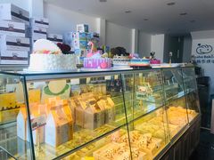 面包甜点陈列柜-米糖烘焙生日蛋糕(莲湖店)