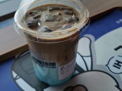 -抱抱地球咖啡馆(国家海洋博物馆店)