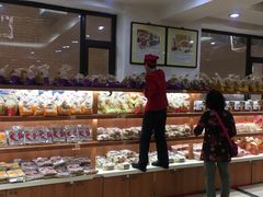 面包甜点陈列柜-鼎丰真(重庆路店)