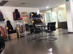 -中联一汽大众4S店(世纪大道店)