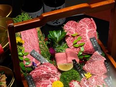 -山川小町·极番烧肉(新地假日广场店)