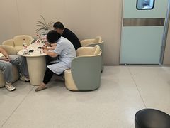 -上海大学附属上海和平眼科医院