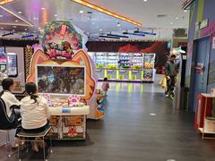 -反斗乐园π·电玩·高空拓展·蹦床(龙华天虹店)