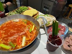 -王奋斗贵州酸汤牛肉火锅