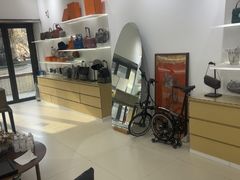 -小鱼中古奢侈品回收