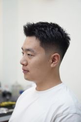 -尤司男士国潮理发馆
