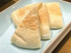 招牌鱼头泡饼-小河村•南京鱼鲜乡土家常菜(油坊桥店)