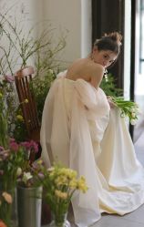 -Lady  Jane高端婚纱礼服馆