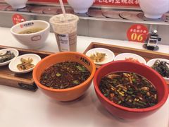 -乡党臊子面(丰庆公园店)