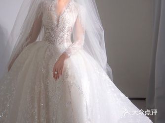 长袖复古婚纱‍♀️天生贵气