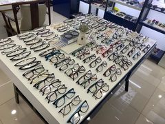 -三叶眼镜城·好视力眼镜店