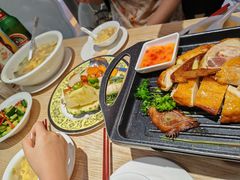 -滋味满屋美食坊(上海街店)