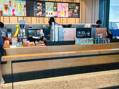 -星巴克(广州南站A18检票口楼上)