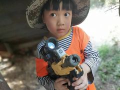 -亲兄弟真人CS团建拓展基地