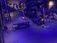 -W FITNESS 威尔仕健身·游泳(老西门新苑店)