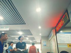 -浙江大学医学院附属口腔医院湖滨（延安）院区