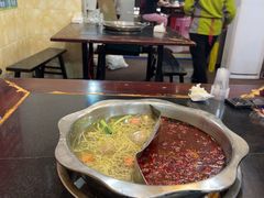 -储奇门鳝鱼火锅(总店)