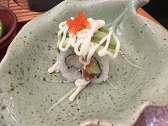 明虾牛油果寿司-花潮料理艺食馆(SM新生活广场店)