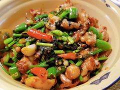 紫苏爆炒娃仔-兔槽江湖菜·重庆璧山兔(水围店)