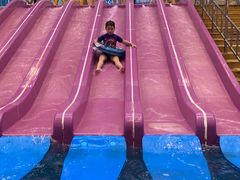 -青岛东方影都融创水世界