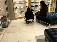 -Onitsuka Tiger(港汇恒隆广场店)