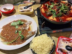-老闵田螺馆·南昌特色小炒(梦时代店)
