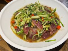 -黄泥岗·地道湖北菜(奥特莱斯店)