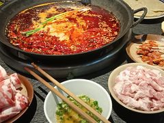 -四小区火锅·巷子里的重庆火锅(花照壁店)