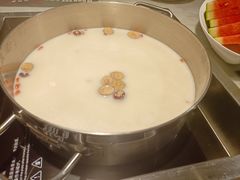 -尚尚仙·酸汤猪手·猪肚鸡火锅(华联万柳购物中心店)