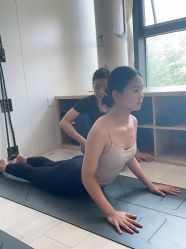 -OM瑜伽教练培训学院